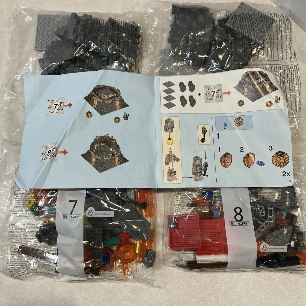 LEGO City Volcano Exploration Base 60124 Building Toy Partial Set Open Box